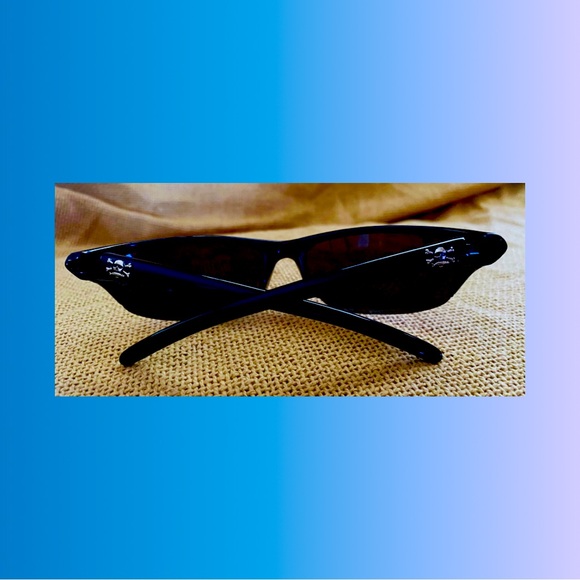 Calcutta Bermuda Sunglasses 100% UV Protect Polarized Shiny Blue & Black Used - Picture 4 of 11
